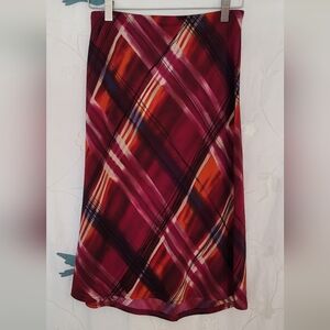 XOXO Watercolor Plaid Women's Midi Skirt - Red and Orange Size Small